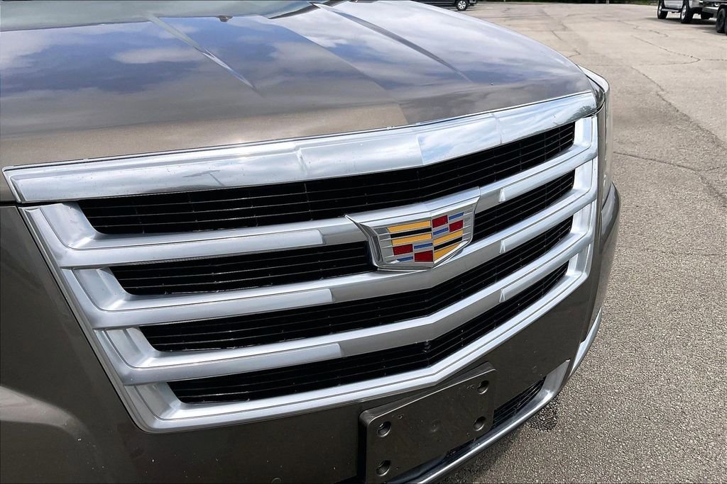 Used 2016 Cadillac Escalade Premium AWD/4WD image 30