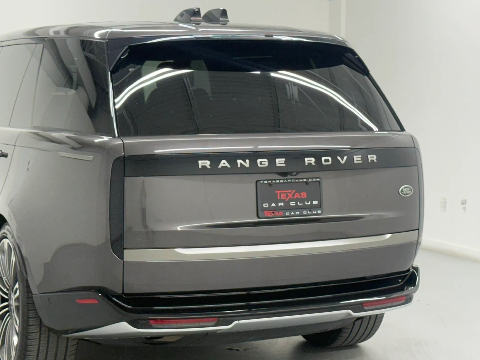 Used 2023 Land Rover Range Rover Long Wheelbase SE AWD/4WD image 39