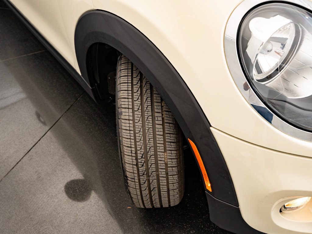 Used 2018 MINI Cooper 2-Door Hardtop FWD image 50