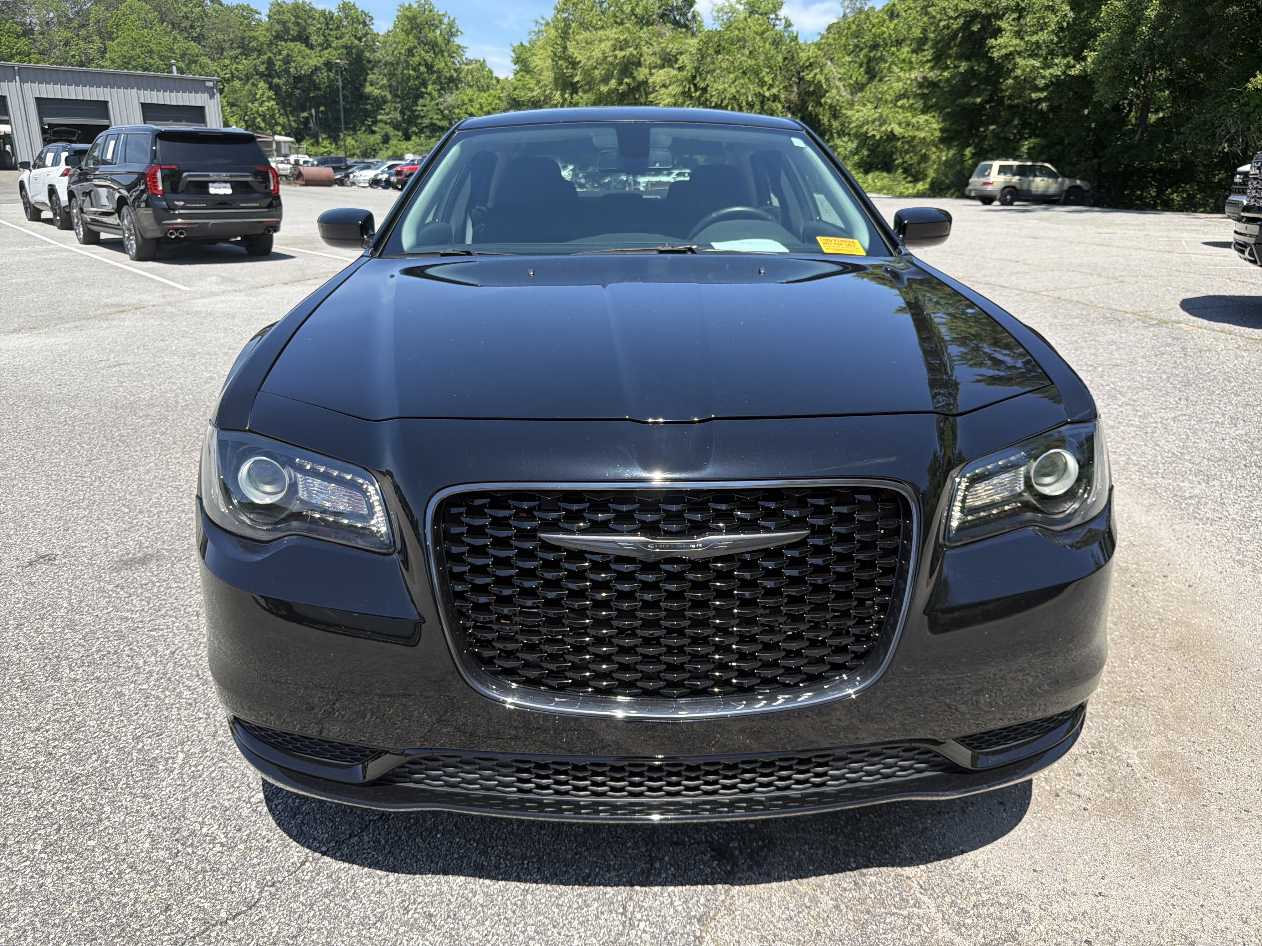 Used 2022 Chrysler 300 Touring w/ Sport Appearance Package RWD image 23