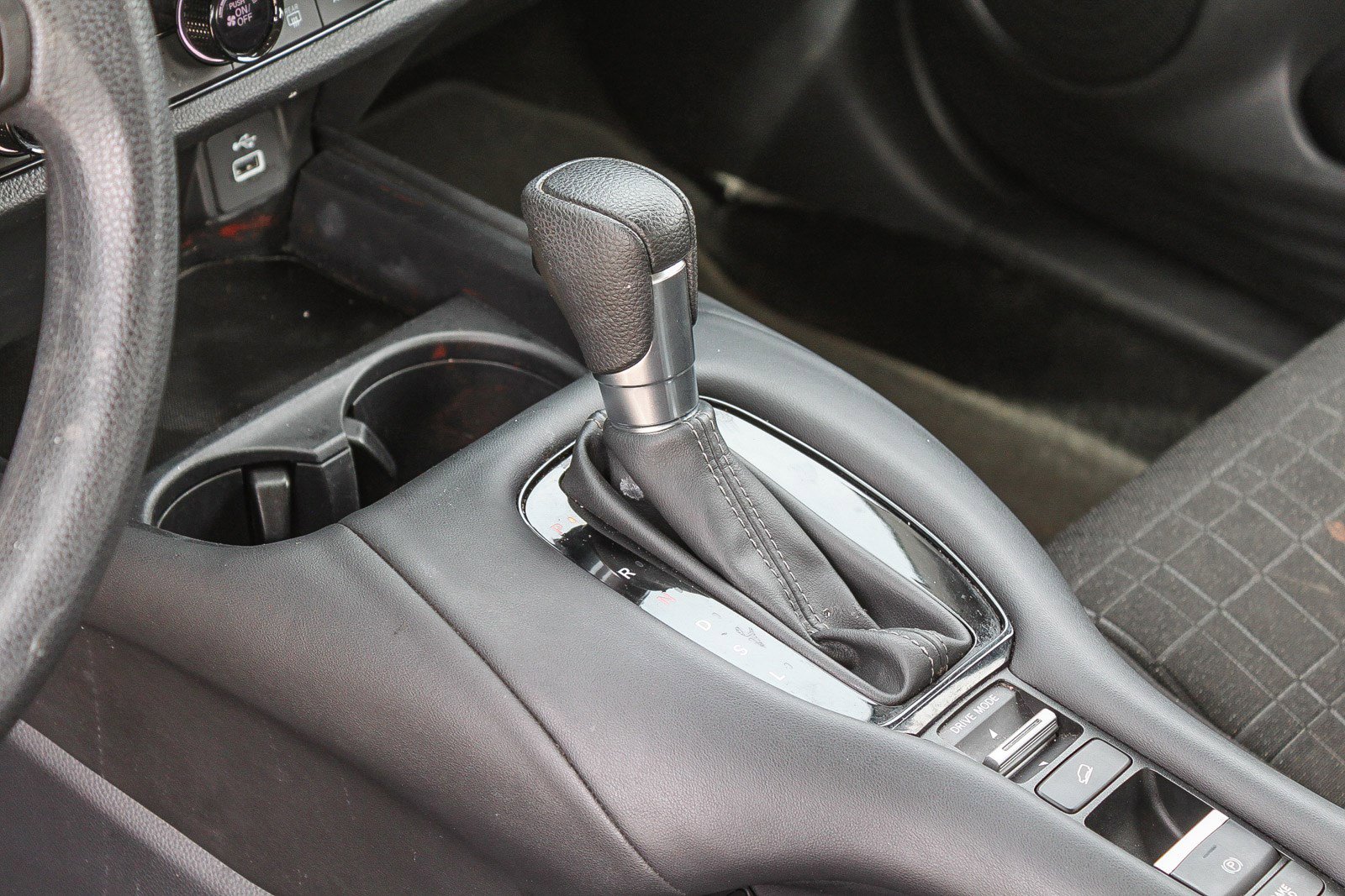 Used 2024 Honda HR-V LX image 20