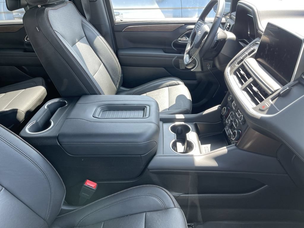 Used 2023 Chevrolet Suburban High Country w/ Max Trailering Package AWD/4WD image 12