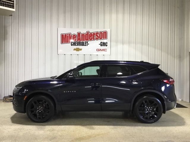 Used 2020 Chevrolet Blazer LT FWD image 2