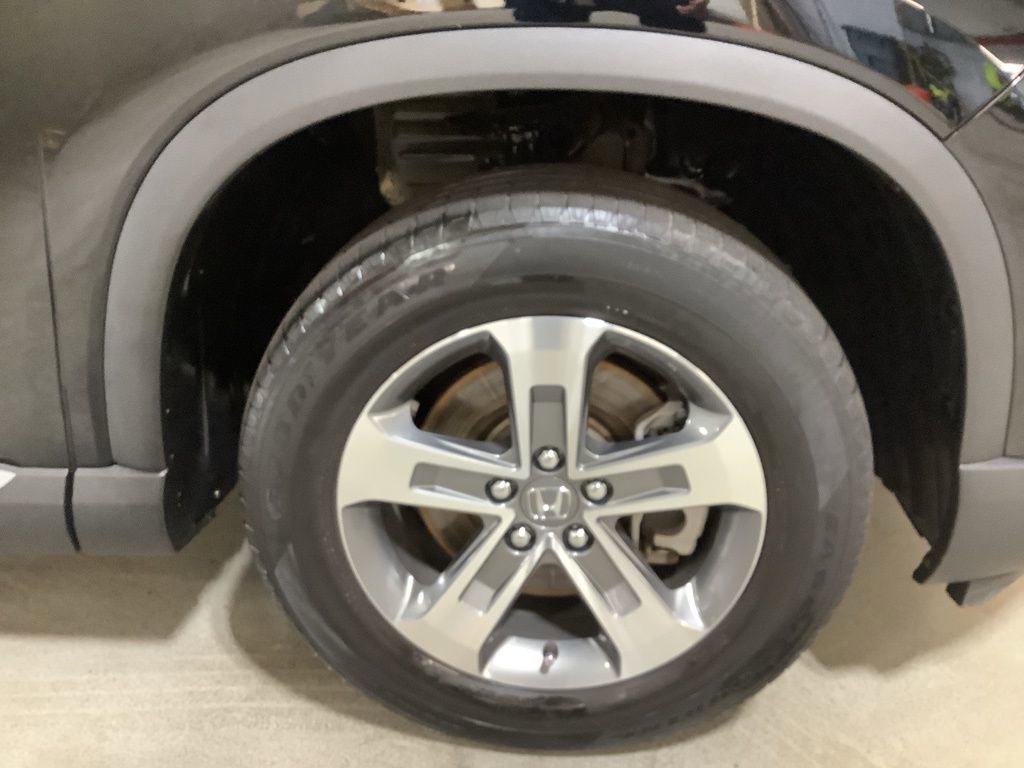 Used 2023 Honda Pilot EX-L image 11