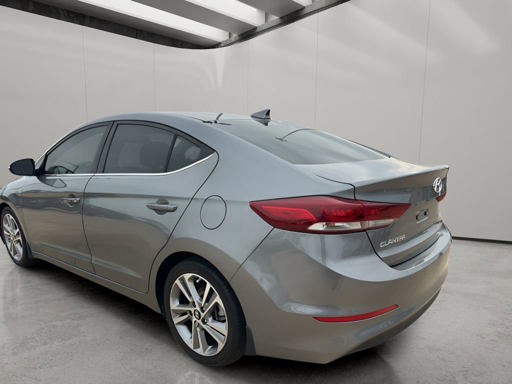 Used 2018 Hyundai Elantra Limited image 2