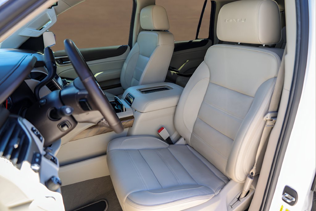 Used 2019 GMC Yukon Denali w/ Open Road Package RWD image 7