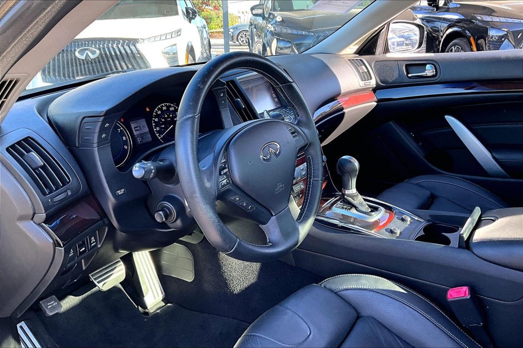 Used 2014 INFINITI Q60 Journey w/ Premium Package RWD image 14