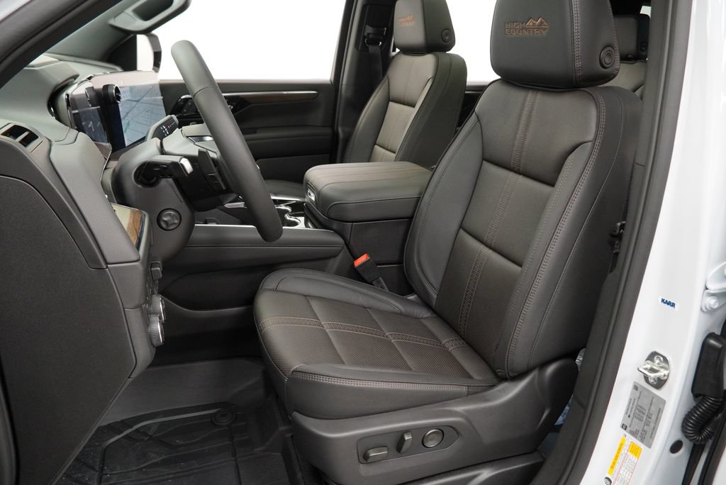 New 2026 Chevrolet Tahoe High Country w/ Sun And Tow Package AWD/4WD image 7
