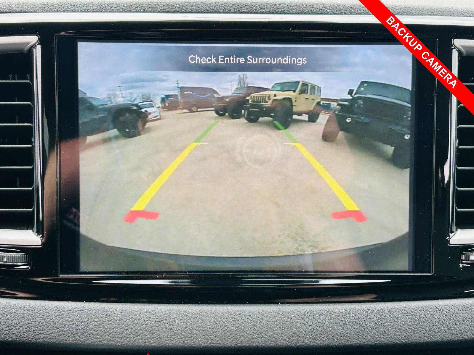 New 2026 Chrysler Voyager LX FWD image 10