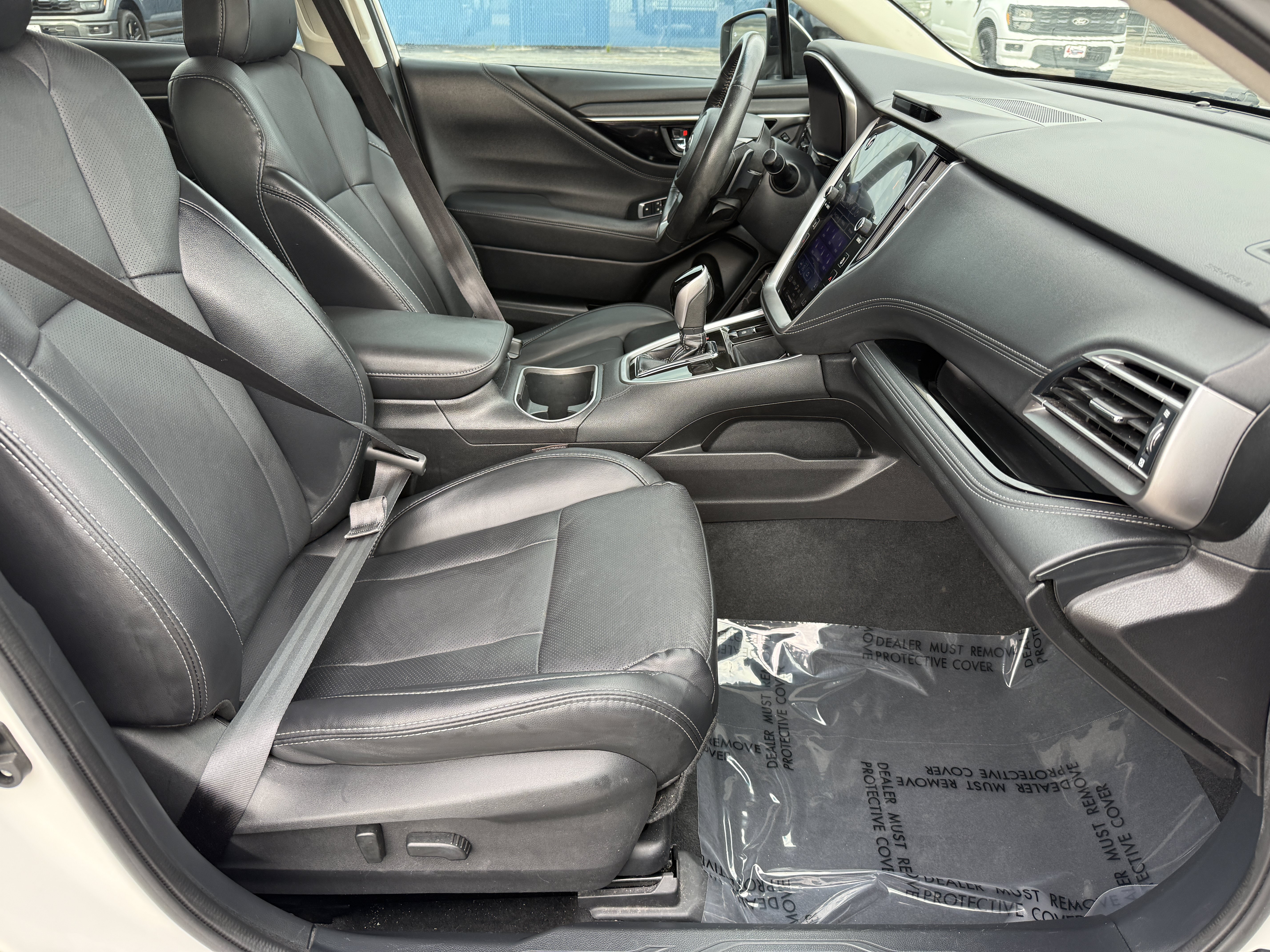 Used 2022 Subaru Outback Limited AWD/4WD image 16