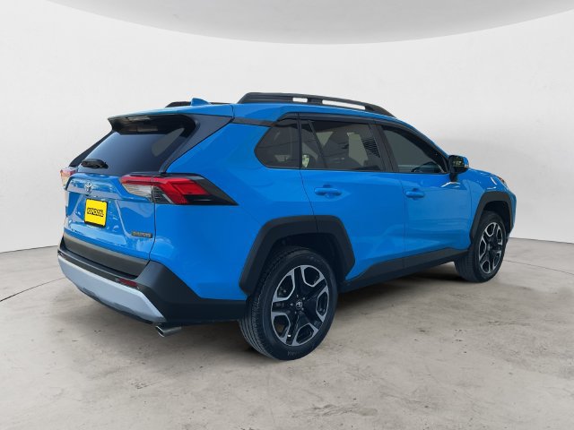 Used 2020 Toyota RAV4 Adventure AWD/4WD image 5