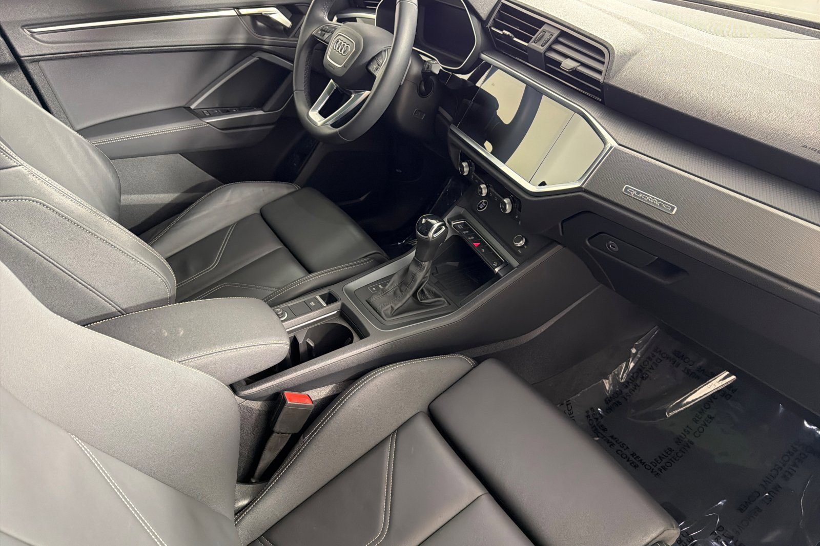 Used 2025 Audi Q3 2.0T Premium w/ Convenience Package image 15