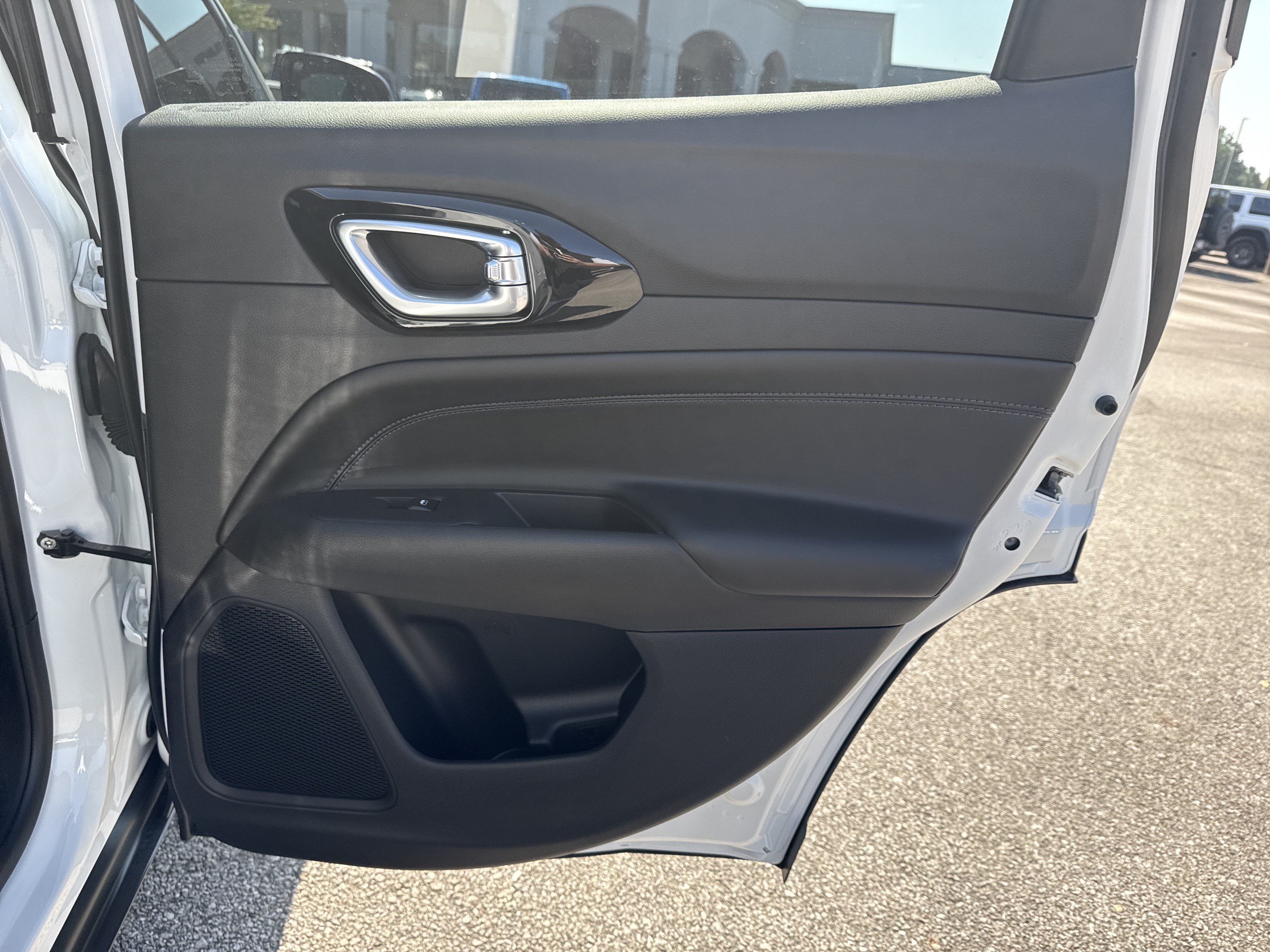 New 2026 Jeep Compass Latitude AWD/4WD image 16
