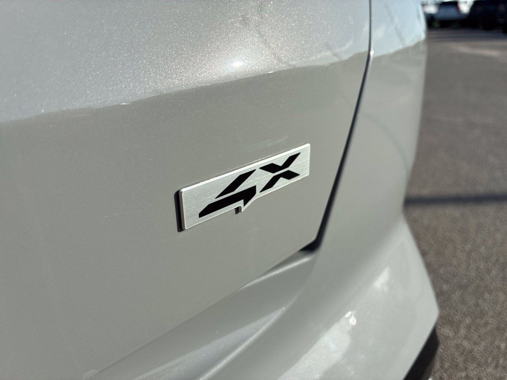 Used 2023 Kia Sorento SX AWD/4WD image 16