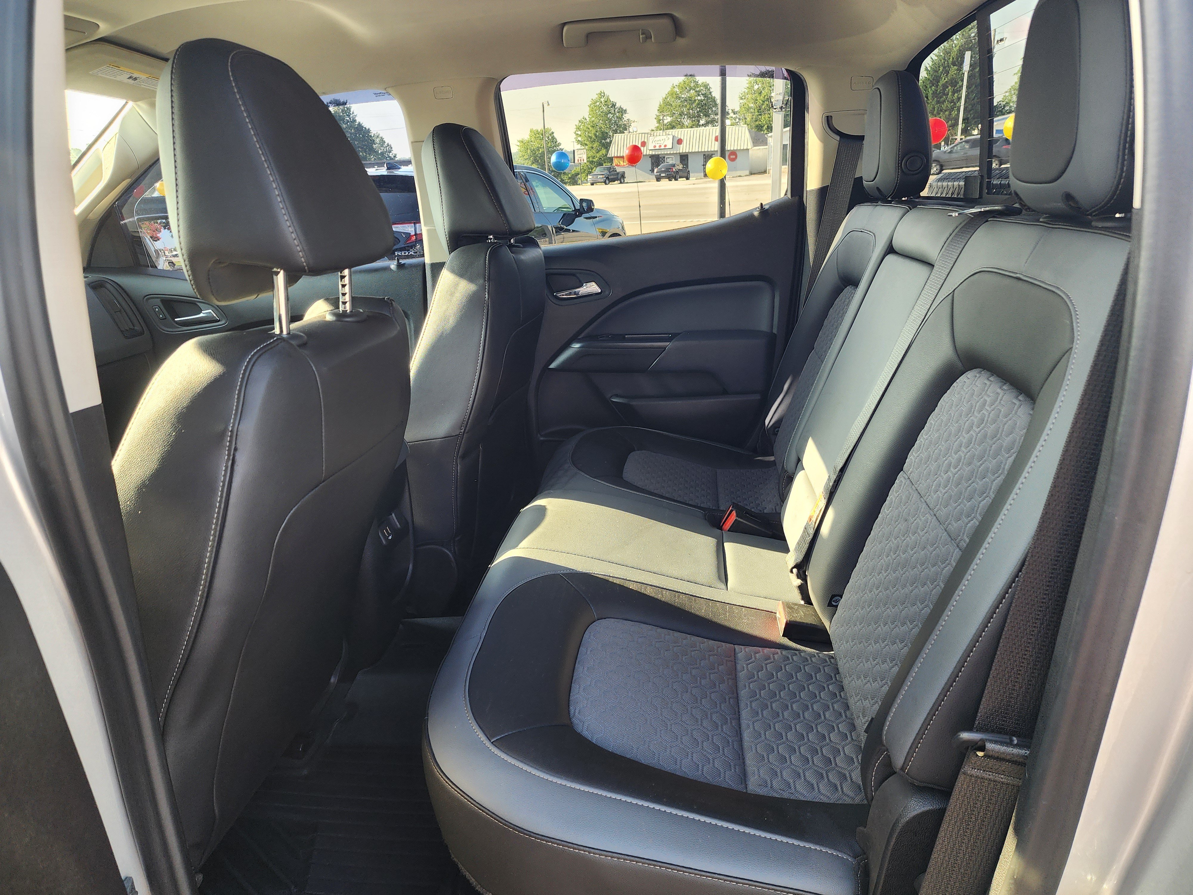 Used 2019 Chevrolet Colorado Z71 AWD/4WD image 18