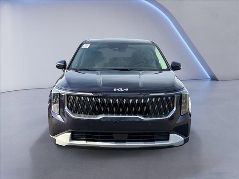 New 2026 Kia Carnival LXS image 8