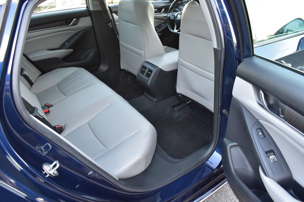 Used 2019 Honda Accord Touring image 26