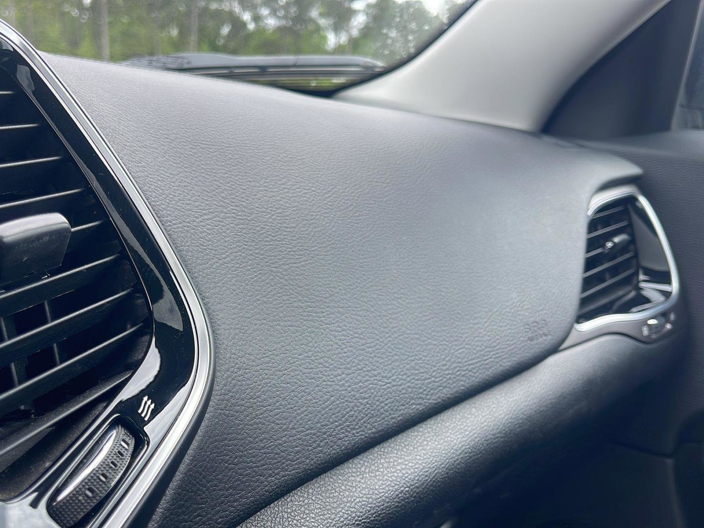 Used 2021 Jeep Cherokee Limited w/ Elite Package image 20