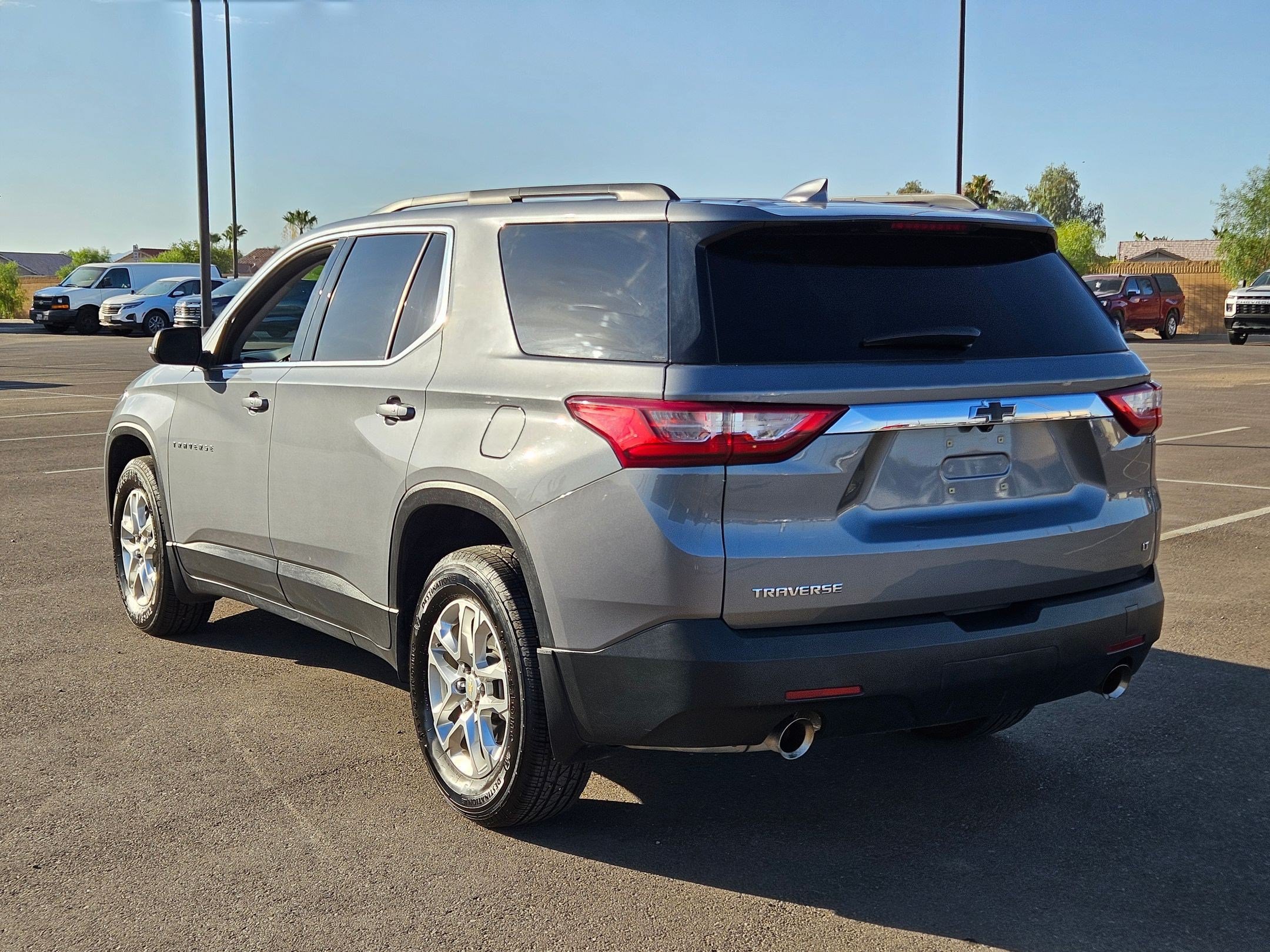 Certified 2021 Chevrolet Traverse LT FWD image 3