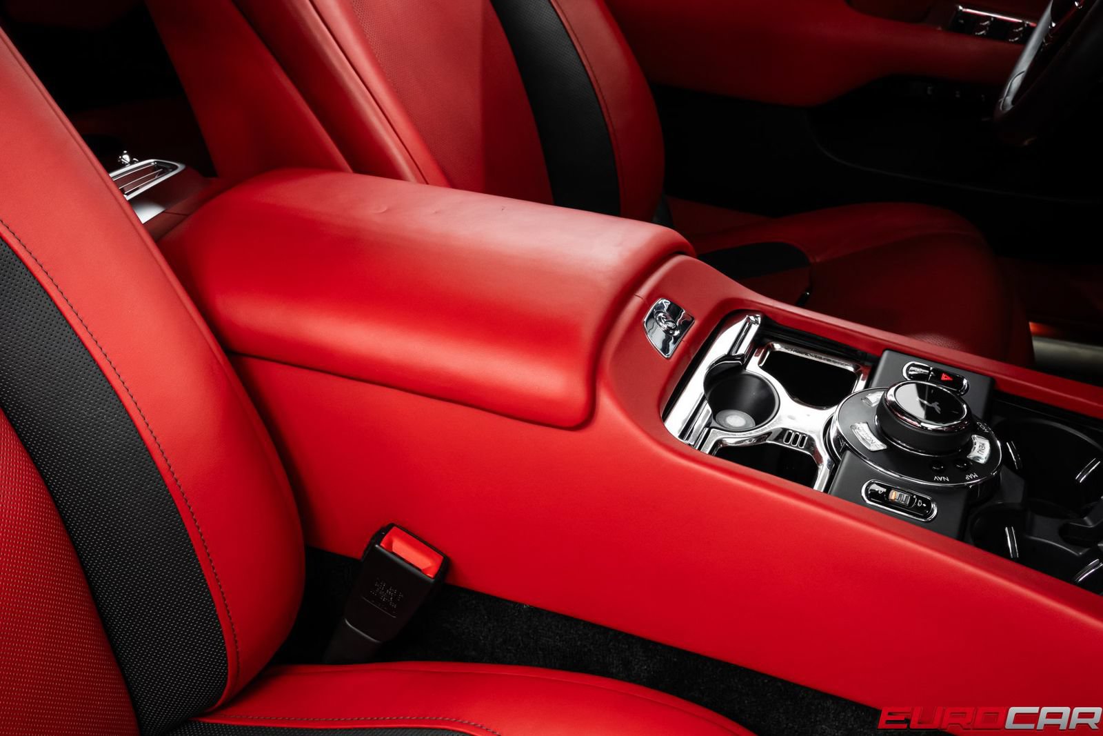 Used 2019 Rolls-Royce Wraith RWD image 32