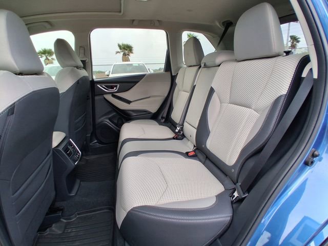 Used 2024 Subaru Forester Premium AWD/4WD image 17