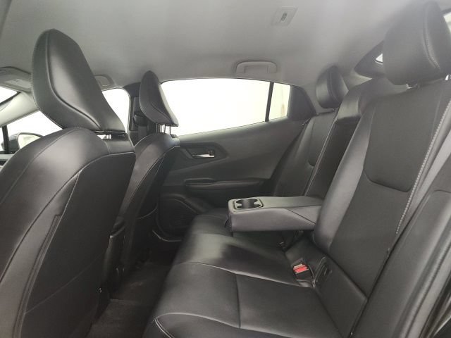 Used 2023 Toyota Prius XLE FWD image 10