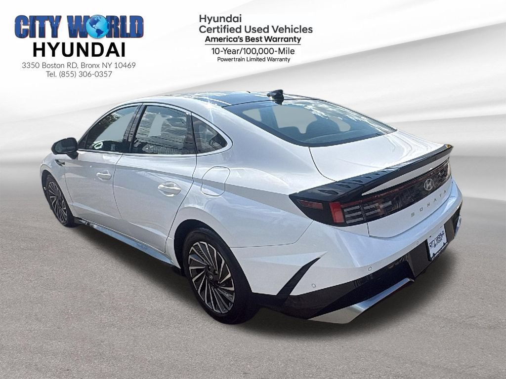 Used 2025 Hyundai Sonata Limited FWD image 3