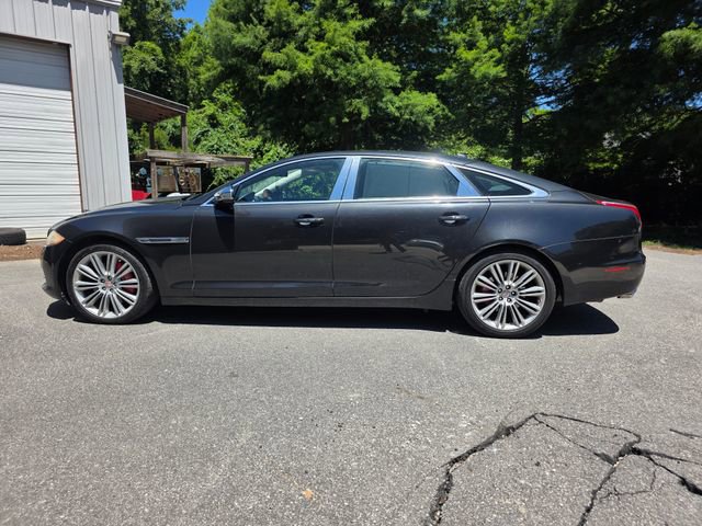 Used 2015 Jaguar XJ L Portfolio RWD image 17