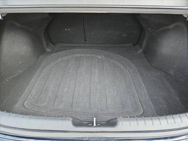 Used 2025 Hyundai Elantra SEL FWD image 6