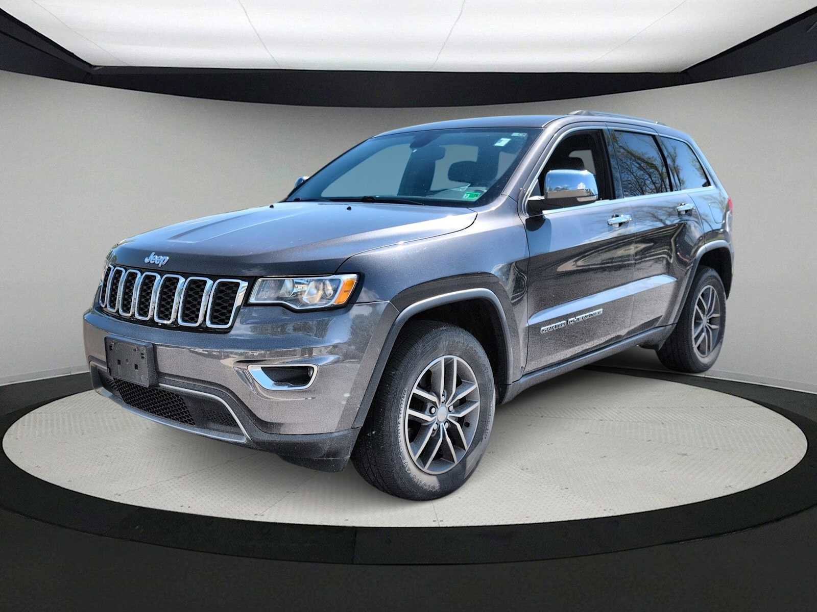 Used 2018 Jeep Grand Cherokee Limited image 3