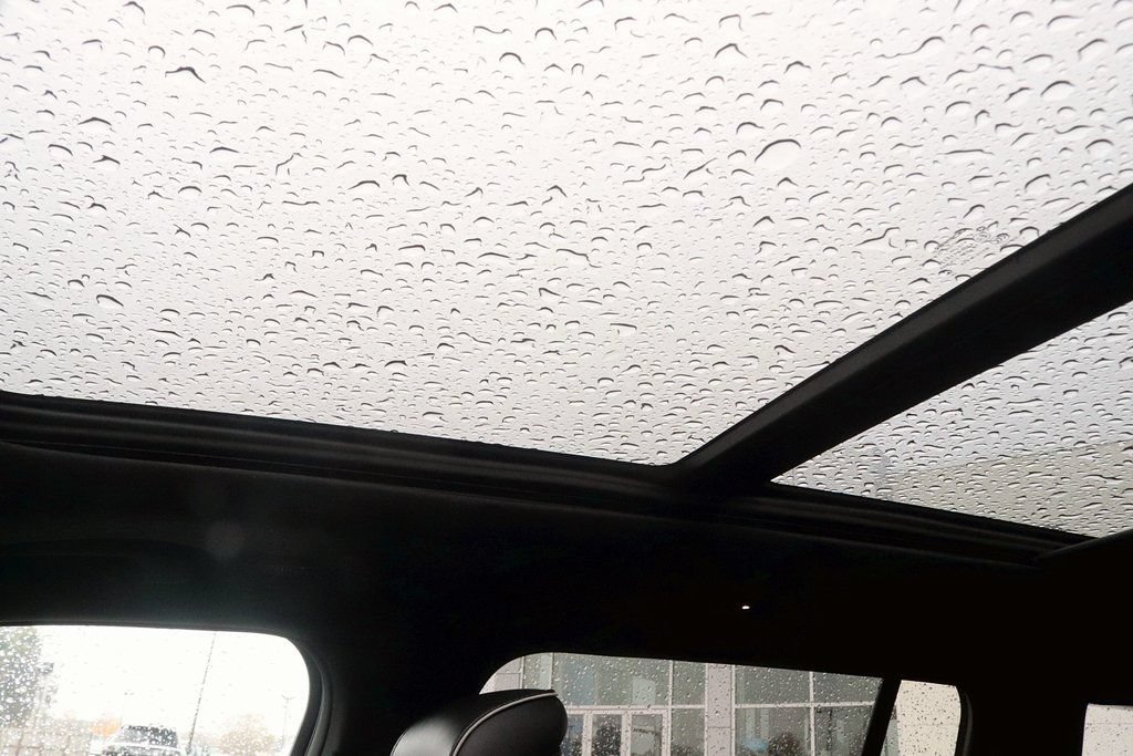 Used 2025 Jeep Grand Cherokee Summit AWD/4WD image 32