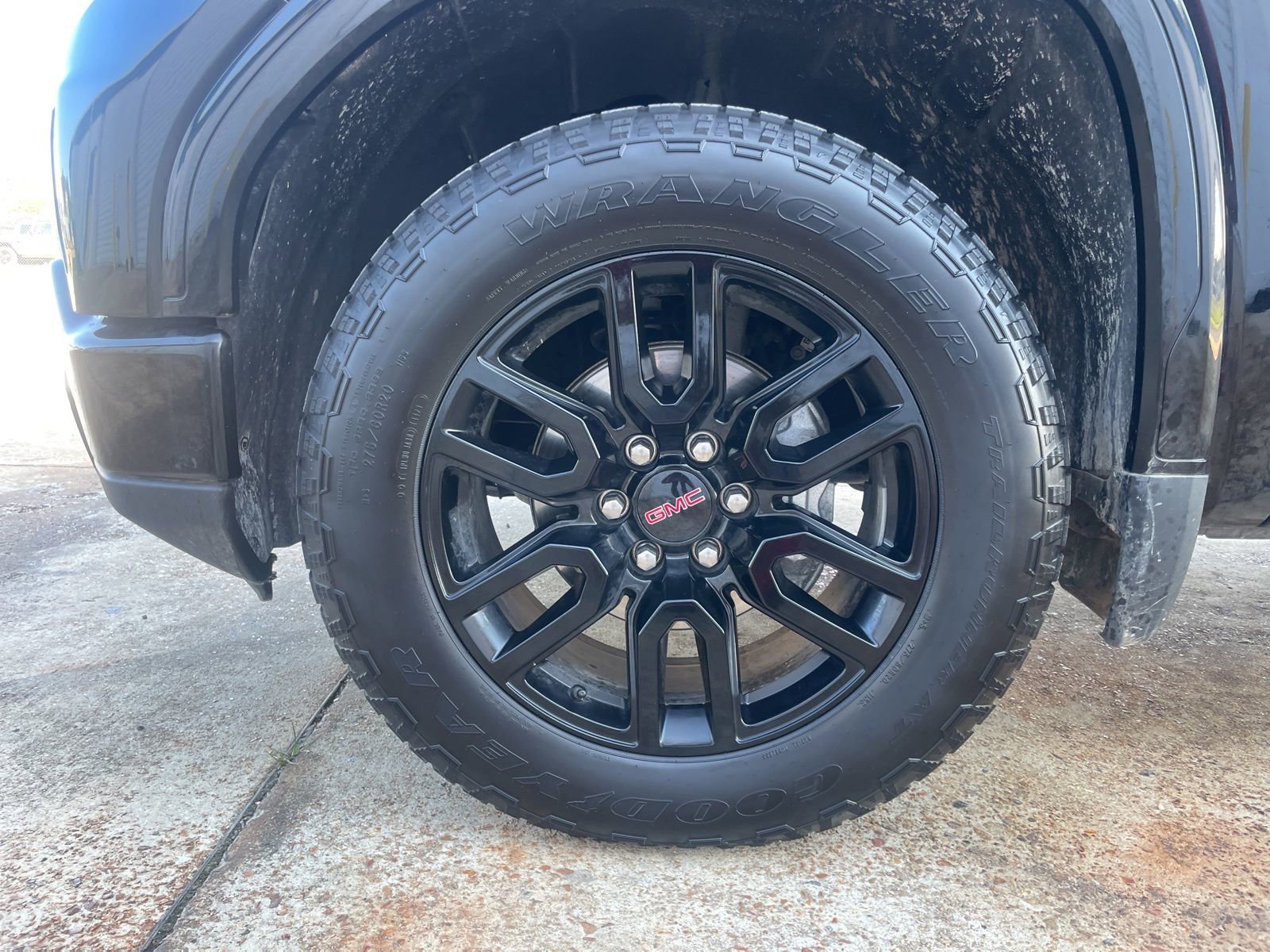 Used 2024 GMC Sierra 1500 Elevation image 7