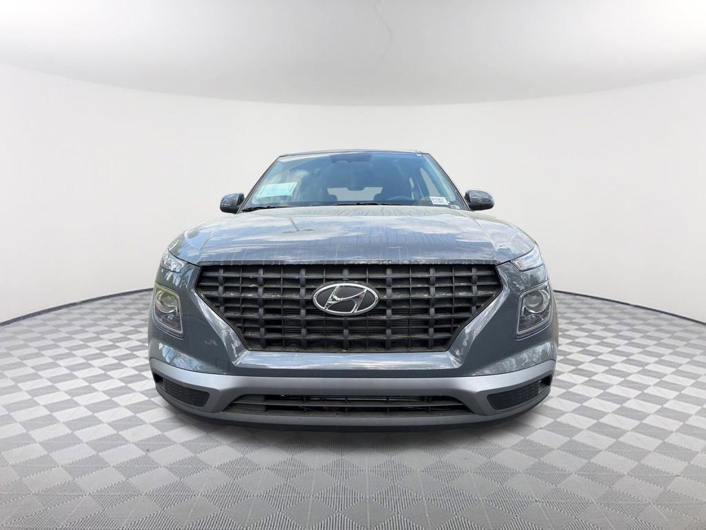 New 2026 Hyundai Venue SE image 2