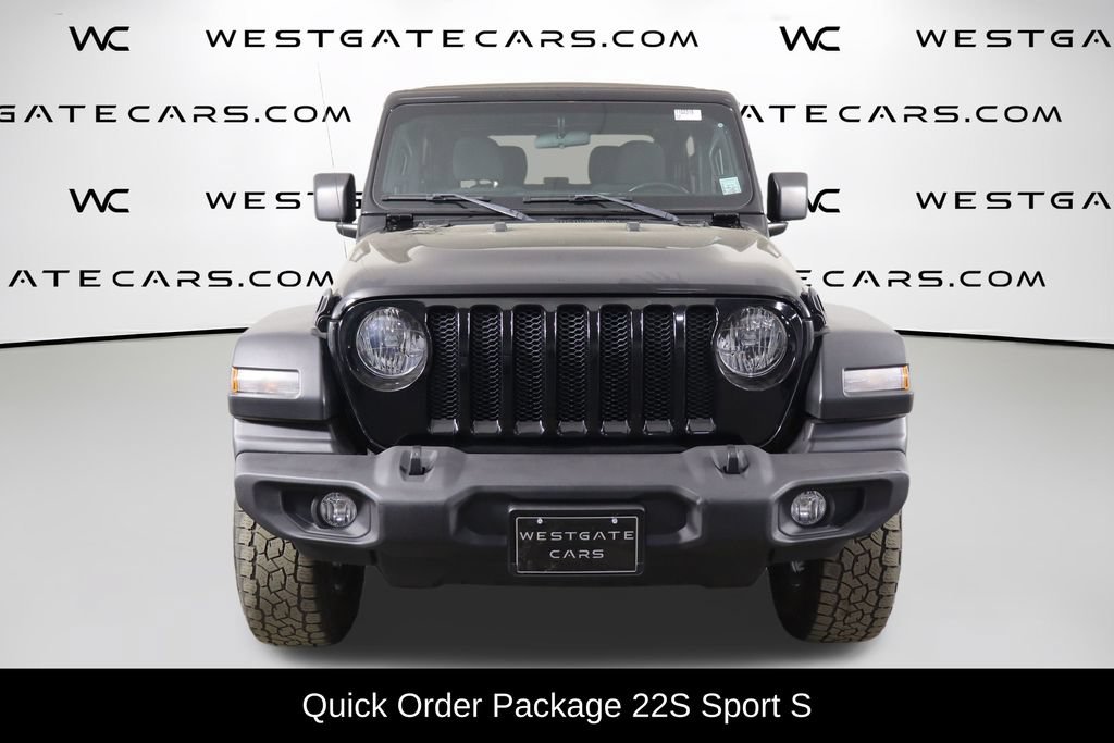 Used 2022 Jeep Wrangler Sport AWD/4WD video 2