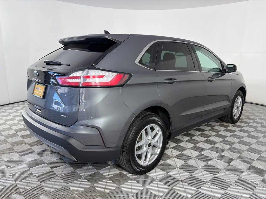 Certified 2024 Ford Edge SEL image 6