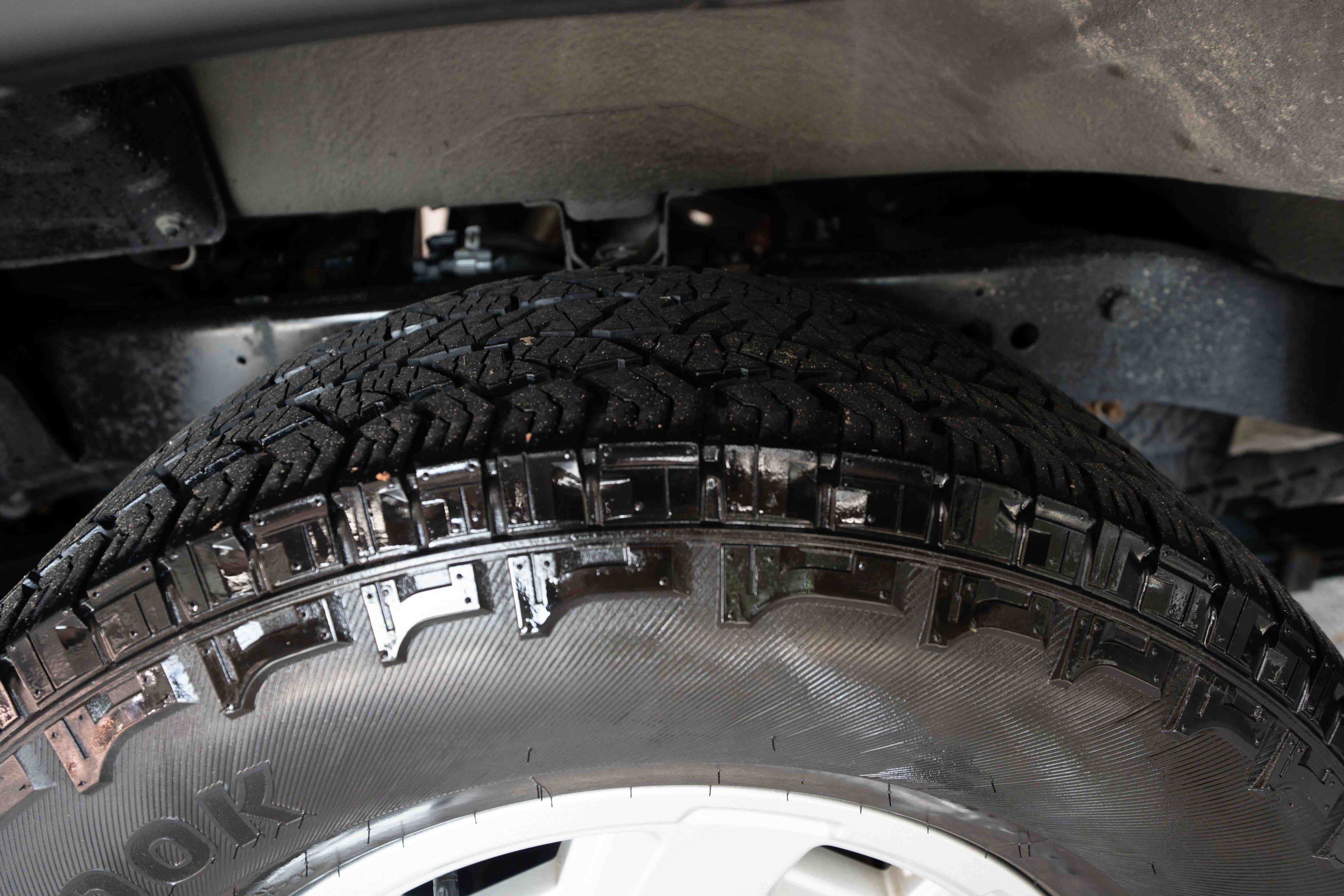 Used 2024 Nissan Frontier SV w/ Hardbody Edition AWD/4WD image 29