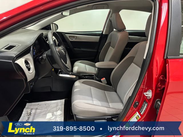 Used 2018 Toyota Corolla LE image 4