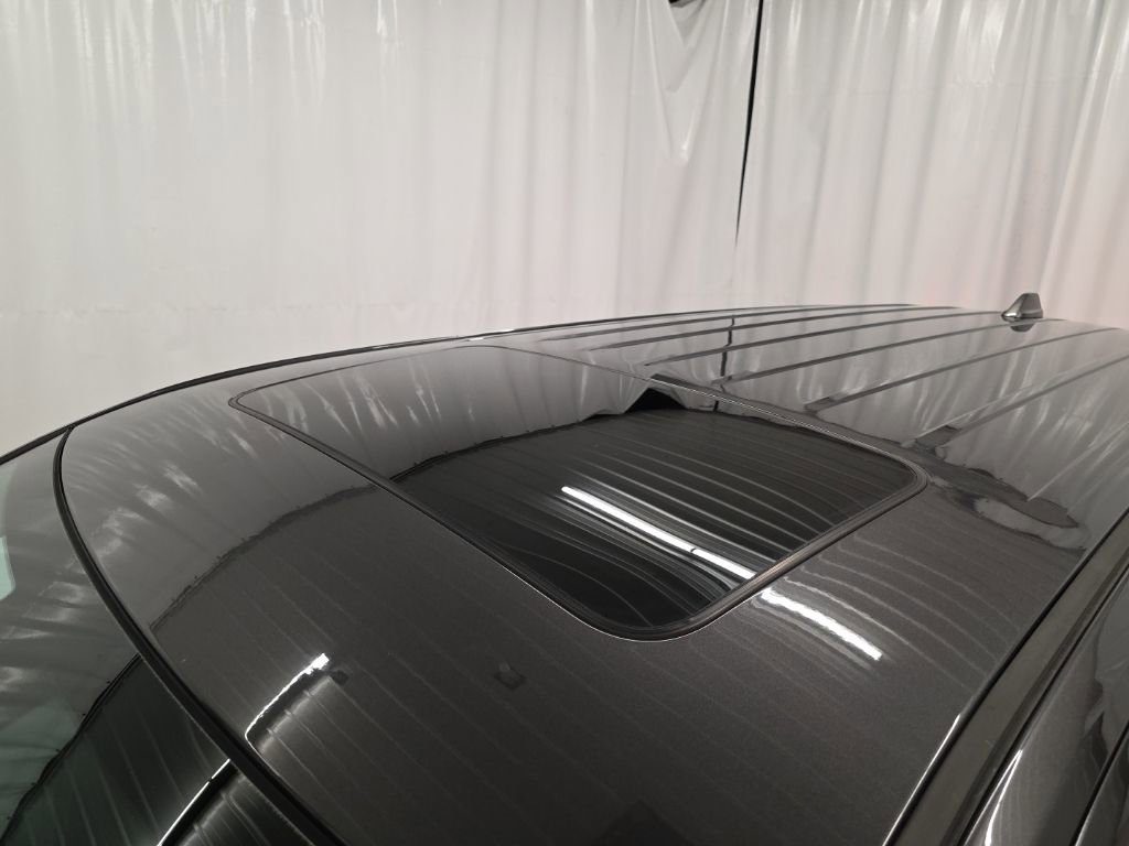 Used 2016 Dodge Durango R/T w/ Trailer Tow Group IV image 10