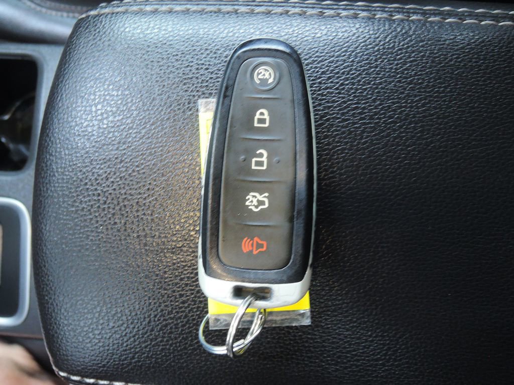 Used 2017 Ford Escape Titanium FWD image 44