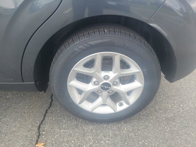 Used 2022 Kia Soul LX w/ Technology Package image 3