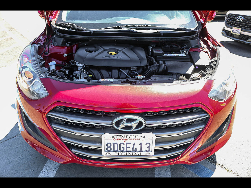 Used 2016 Hyundai Elantra GT FWD image 31