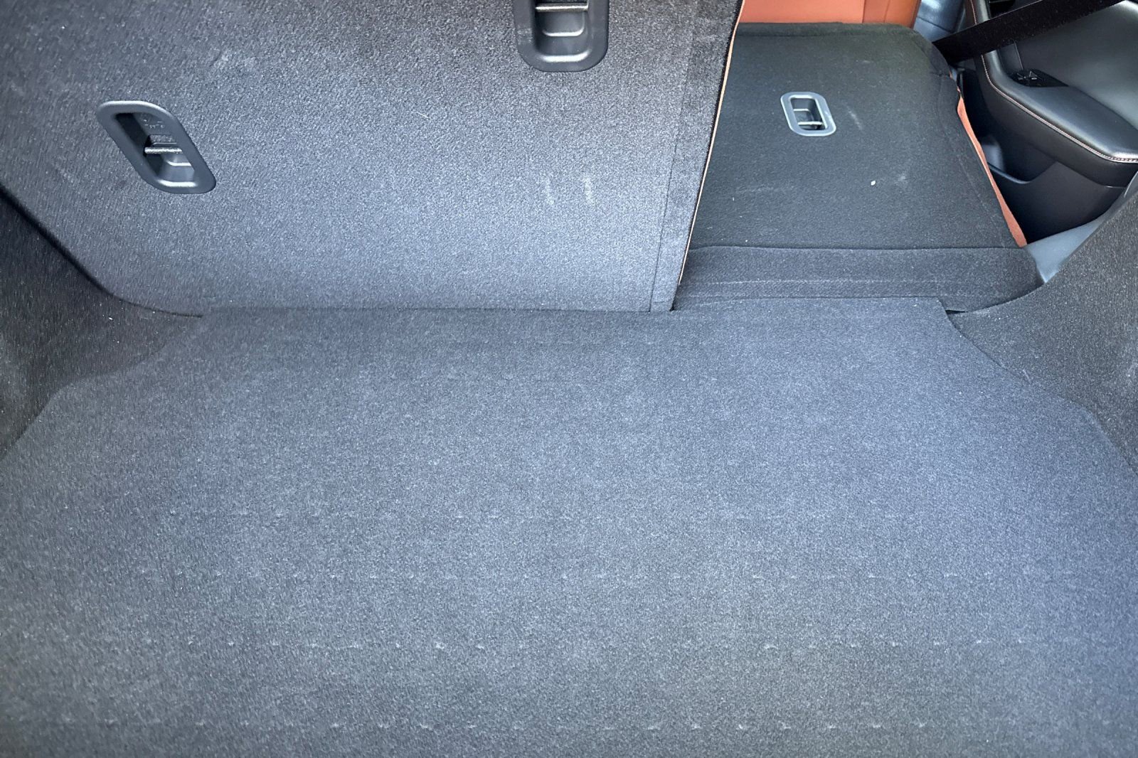 Certified 2025 MAZDA MAZDA3 Carbon image 17