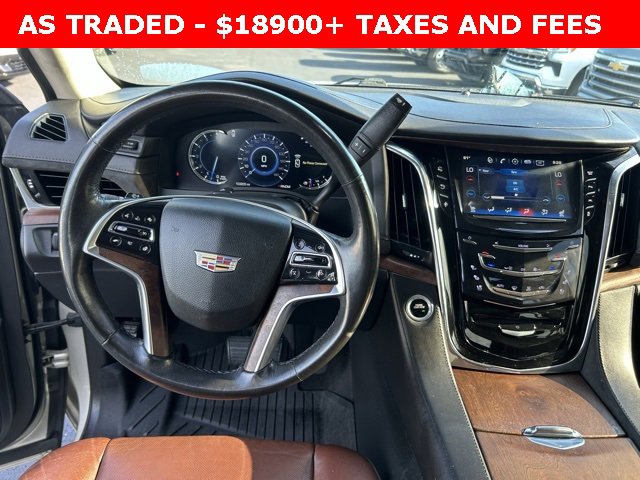 Used 2016 Cadillac Escalade Luxury image 19