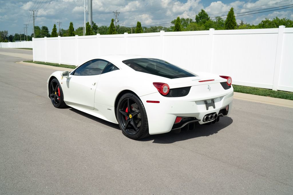 Used 2012 Ferrari 458 Italia Coupe RWD image 5
