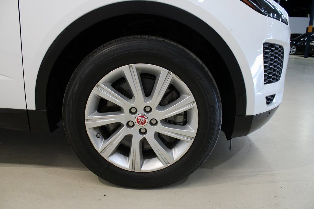 Used 2018 Jaguar E-PACE S image 13