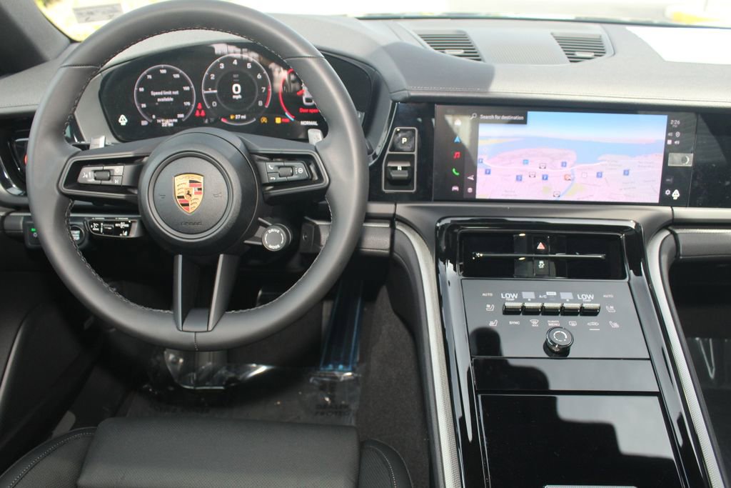 New 2026 Porsche Panamera 4 image 6