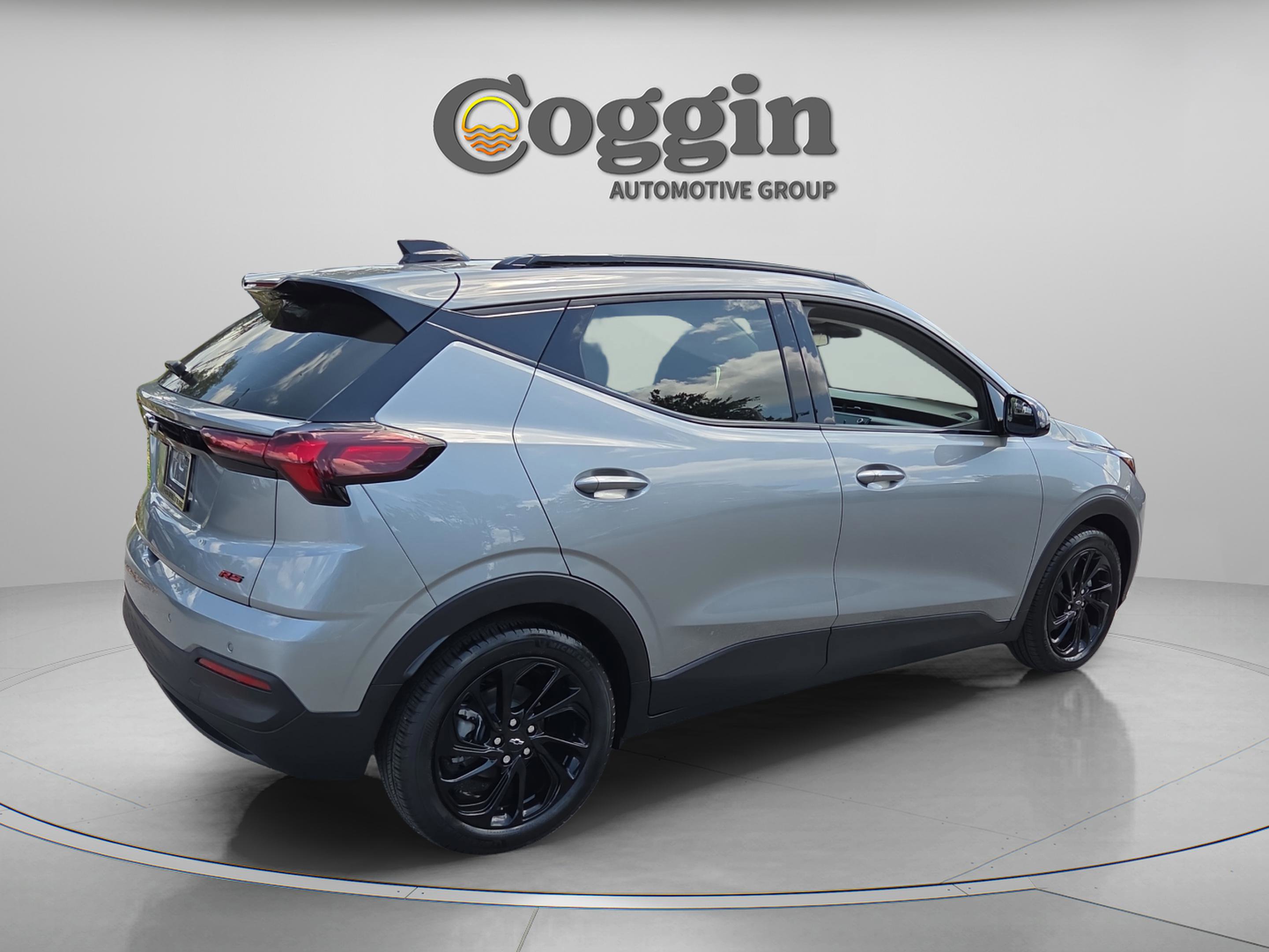 New 2027 Chevrolet Bolt RS w/ LPO, All-Weather Package FWD image 5