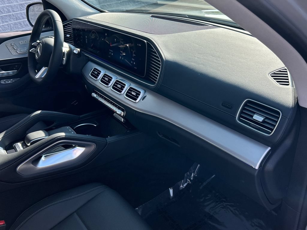 New 2026 Mercedes-Benz GLS 450 4MATIC image 30