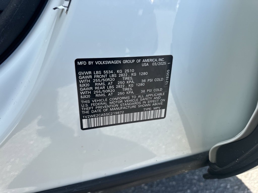 Used 2025 Volkswagen Atlas Cross Sport SE image 35