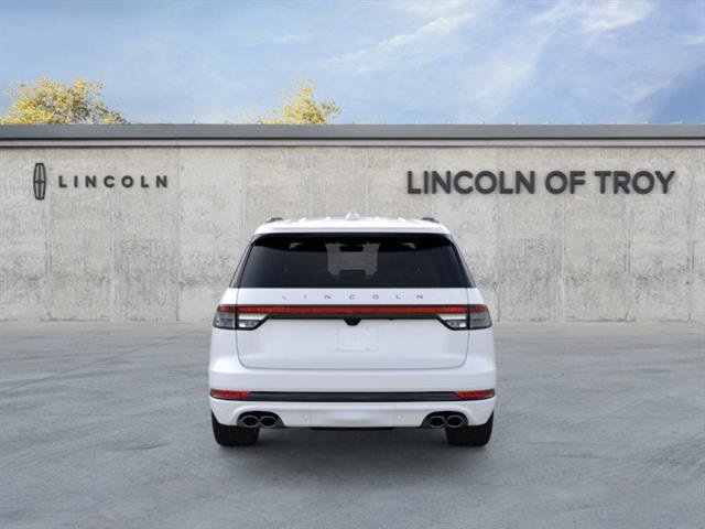 New 2026 Lincoln Aviator Reserve w/ Jet Appearance Package image 5